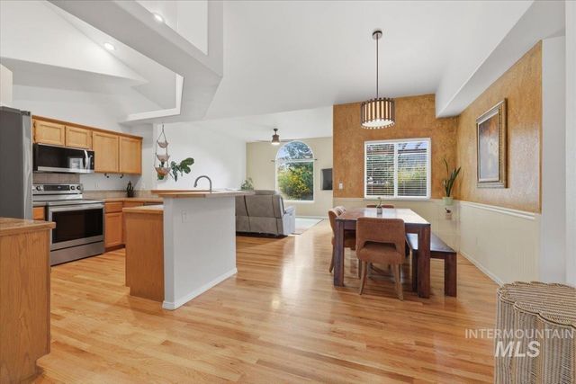 5818 S Cello, Boise, ID 83709