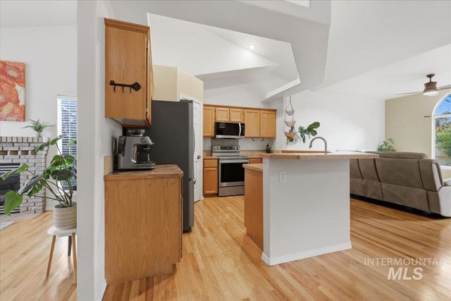 5818 S Cello, Boise, ID 83709