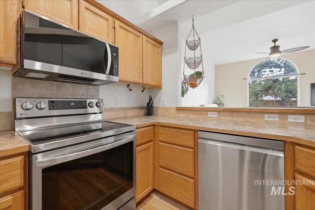 5818 S Cello, Boise, ID 83709