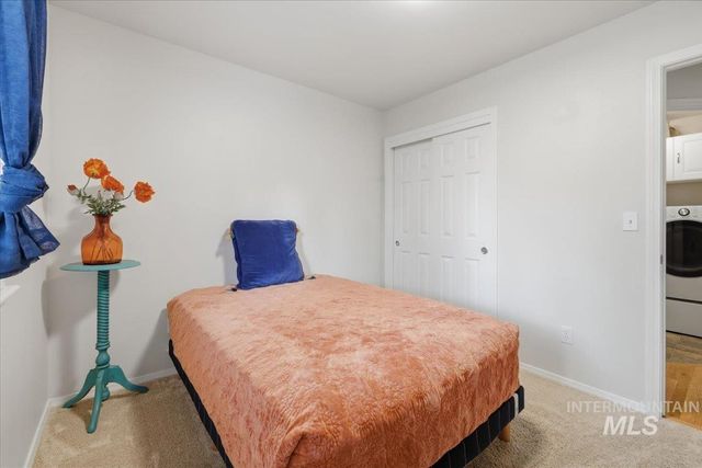 5818 S Cello, Boise, ID 83709