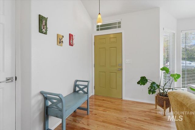 5818 S Cello, Boise, ID 83709