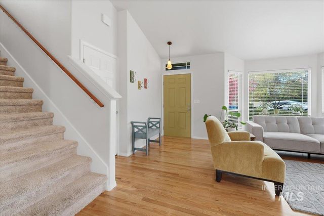 5818 S Cello, Boise, ID 83709