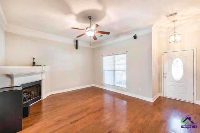 203 Weatherwood Road, Kathleen, GA 31047