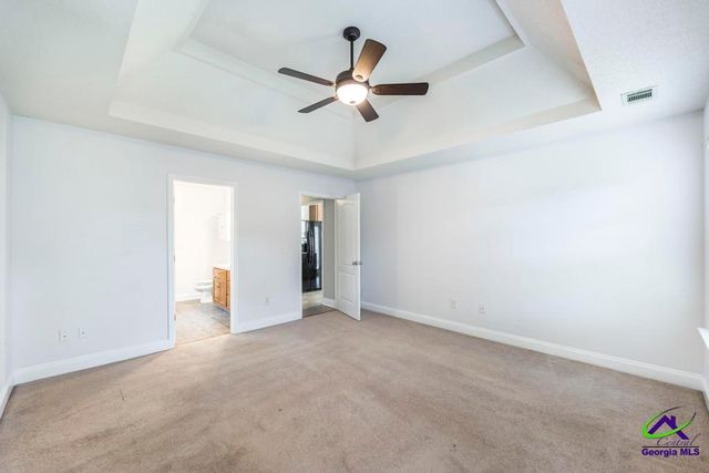 203 Weatherwood Road, Kathleen, GA 31047