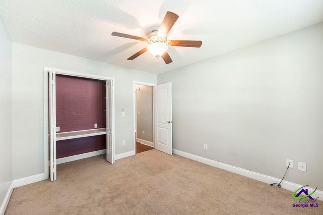 203 Weatherwood Road, Kathleen, GA 31047