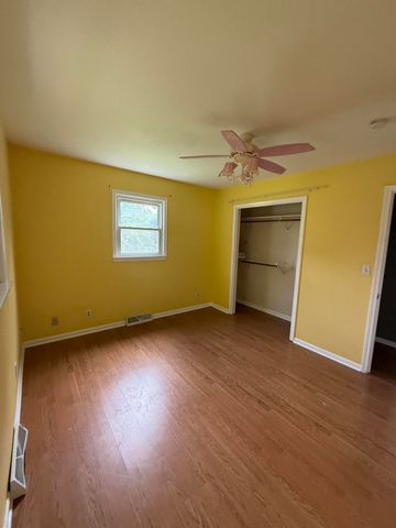 2220 N LAKELAND DR, Columbia, MO 65202