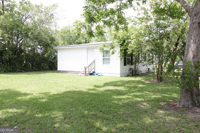 511 E 17th Street, Alma, GA 31510