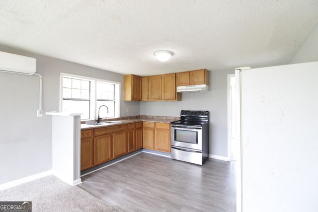 511 E 17th Street, Alma, GA 31510