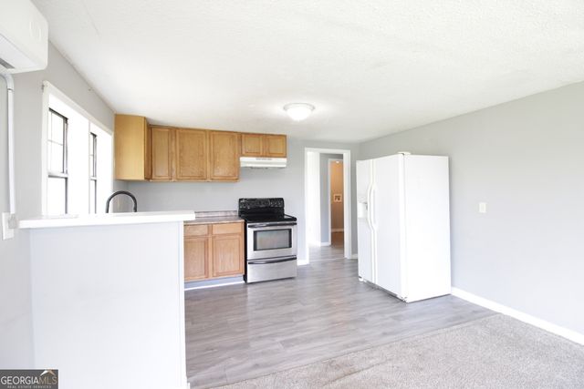 511 E 17th Street, Alma, GA 31510
