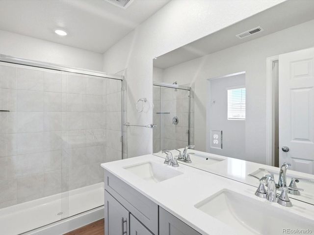 2213 E 164th Ave, Thornton, CO 80602