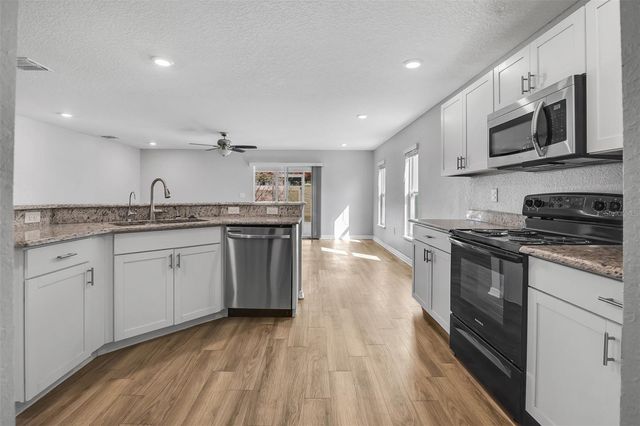 3082 FIELDWOOD CIRCLE, St Cloud, FL 34772