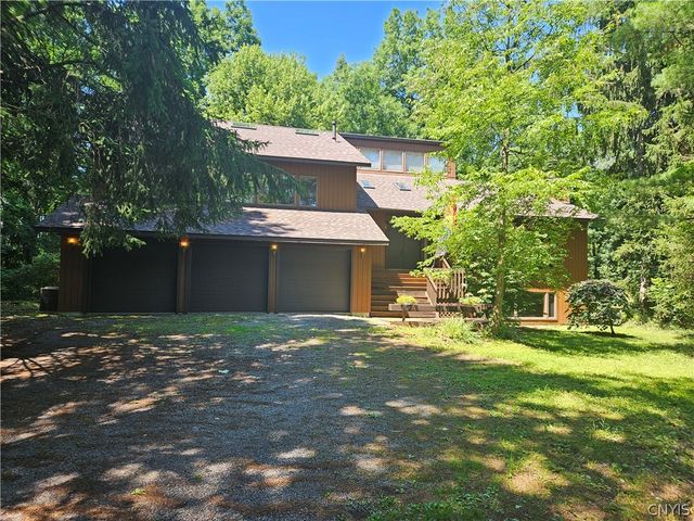7936 Halite Course, Manlius, NY 13066