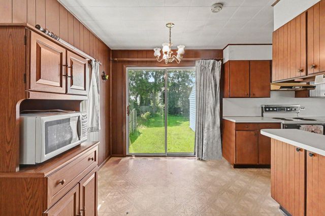 815 N Francis Avenue, Lansing City, MI 48912