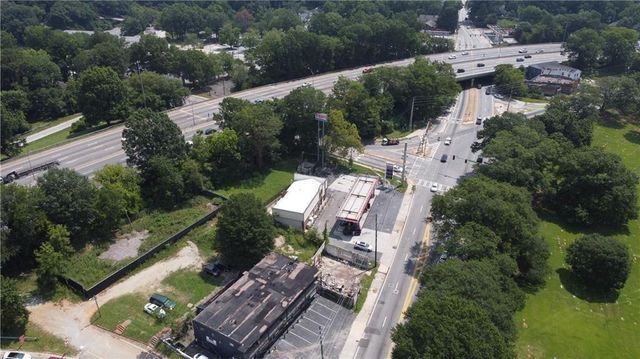 1823 M. L King Jr Drive, Atlanta, GA 30318