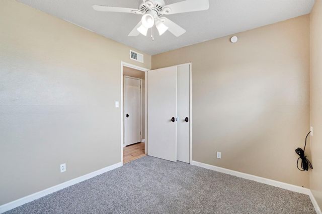 1908 N Waukena Way, Hanford, CA 93230