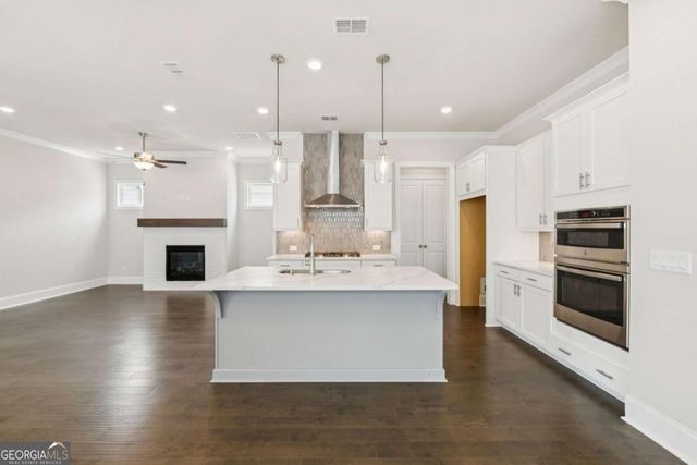 182 Herring Drive, Hoschton, GA 30548