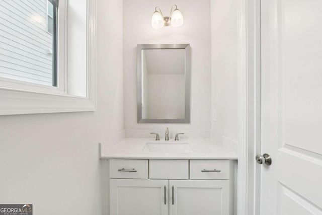 182 Herring Drive, Hoschton, GA 30548