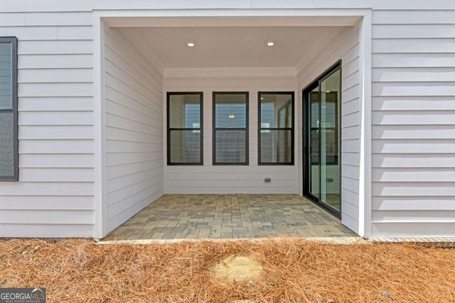 182 Herring Drive, Hoschton, GA 30548