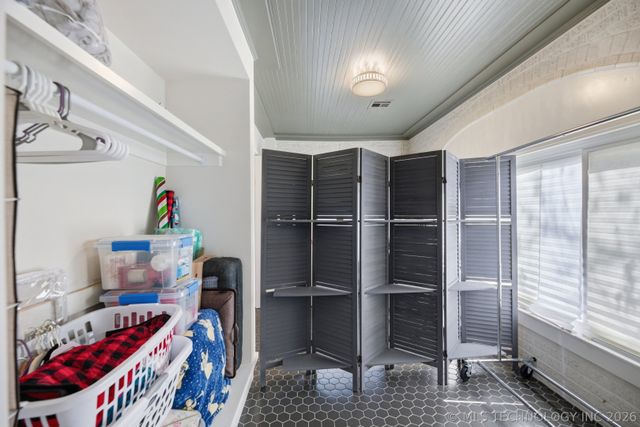 804 S Jamestown Avenue, Tulsa, OK 74112