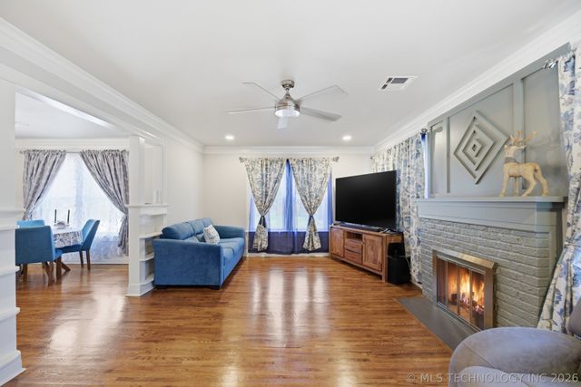 804 S Jamestown Avenue, Tulsa, OK 74112