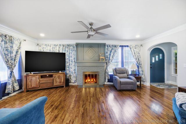 804 S Jamestown Avenue, Tulsa, OK 74112