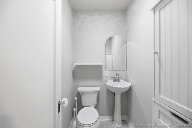 804 S Jamestown Avenue, Tulsa, OK 74112