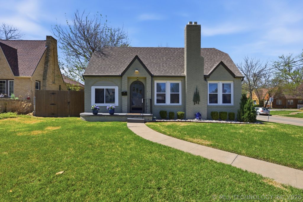 804 S Jamestown Avenue, Tulsa, OK 74112