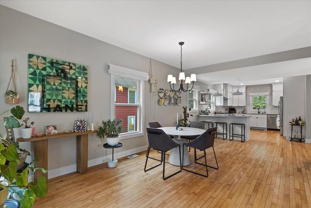 1505 St Charles STREET, Wauwatosa, WI 53213