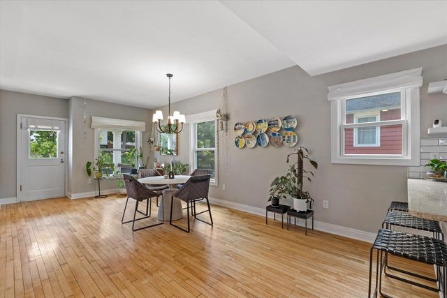 1505 St Charles STREET, Wauwatosa, WI 53213