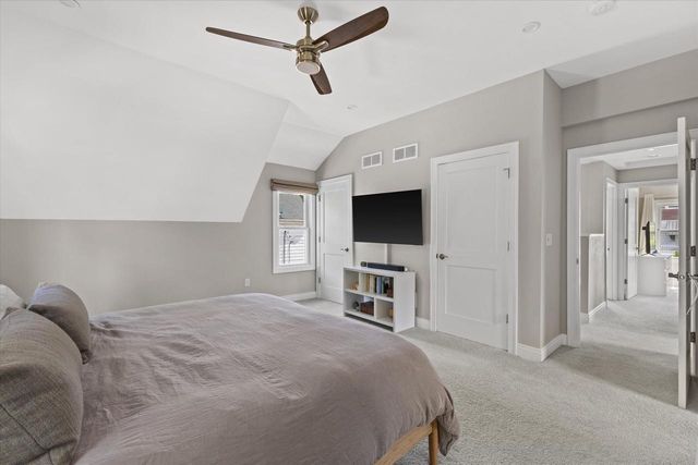 1505 St Charles STREET, Wauwatosa, WI 53213