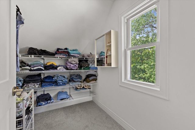 1505 St Charles STREET, Wauwatosa, WI 53213