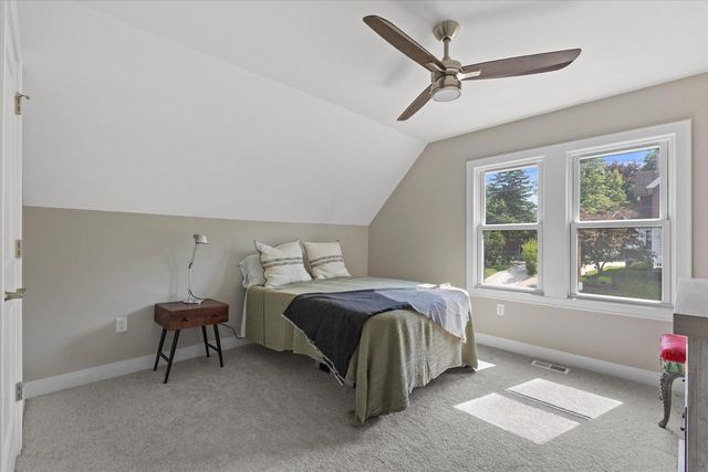 1505 St Charles STREET, Wauwatosa, WI 53213