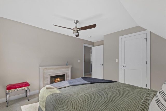 1505 St Charles STREET, Wauwatosa, WI 53213