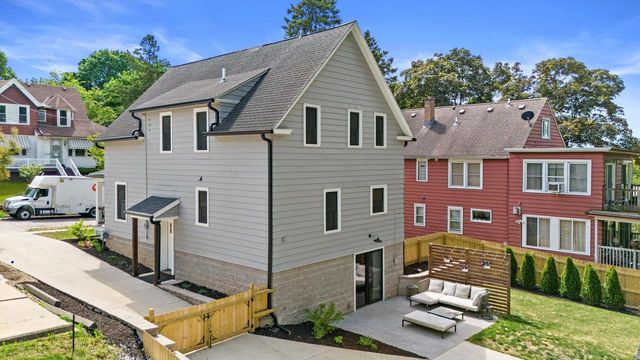1505 St Charles STREET, Wauwatosa, WI 53213