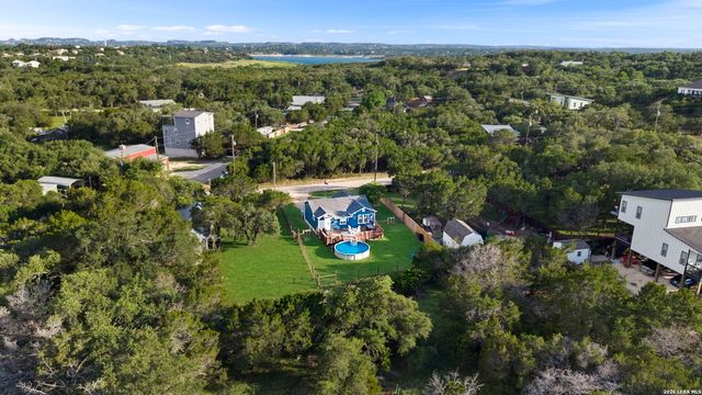 1283 Rocky Creek Dr, Canyon Lake, TX 78133