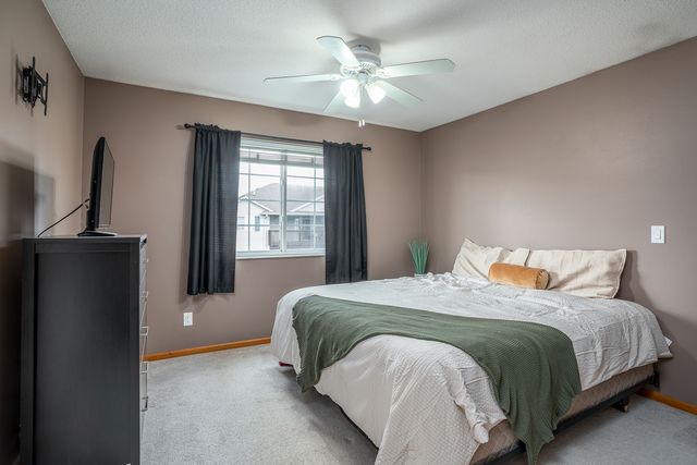 209 E Price Street 301, Eldridge, IA 52748
