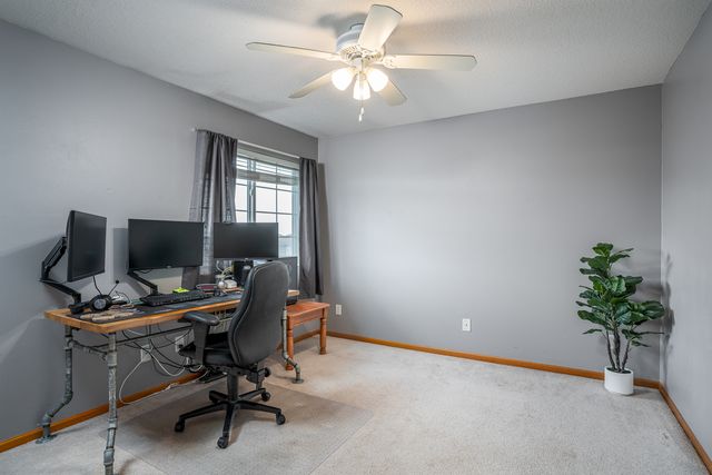 209 E Price Street 301, Eldridge, IA 52748