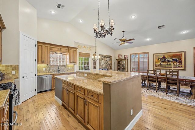 6630 E LAFAYETTE Boulevard, Scottsdale, AZ 85251