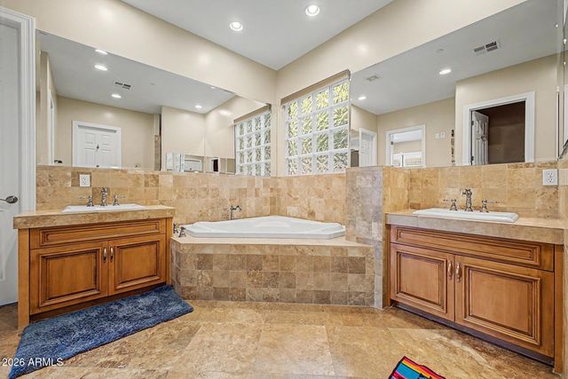 6630 E LAFAYETTE Boulevard, Scottsdale, AZ 85251