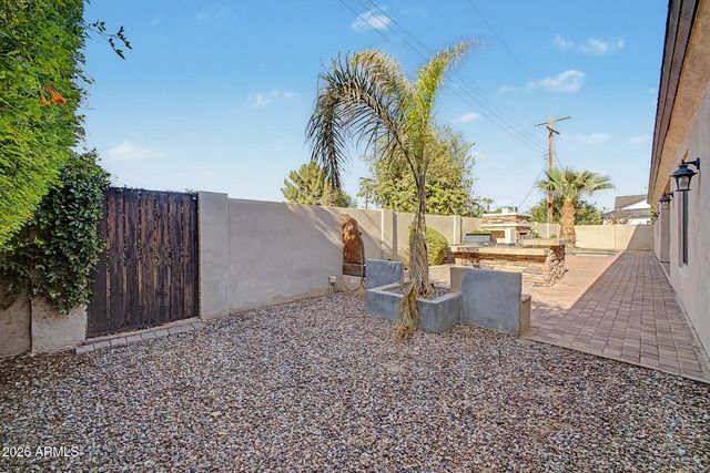 6630 E LAFAYETTE Boulevard, Scottsdale, AZ 85251
