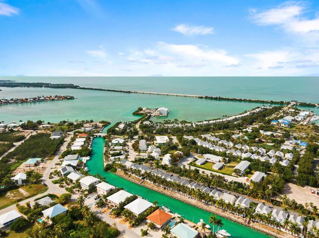 7017 Harbor Village Drive, Duck Key, FL 33050
