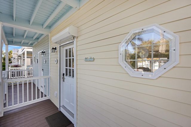 7017 Harbor Village Drive, Duck Key, FL 33050