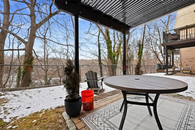 330 Central Avenue F3, Scarsdale, NY 10583