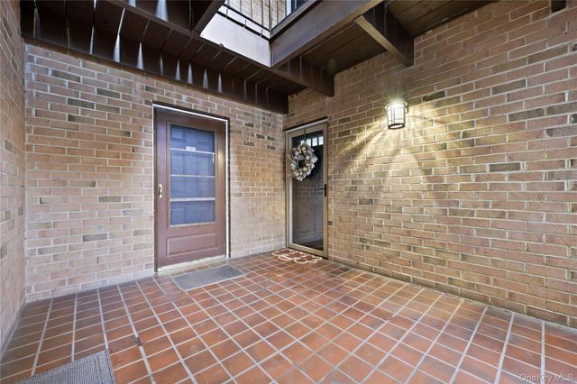 330 Central Avenue F3, Scarsdale, NY 10583