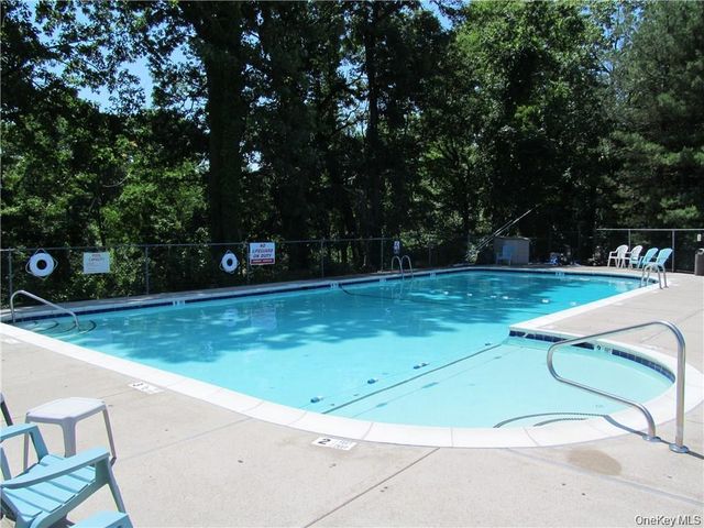 330 Central Avenue F3, Scarsdale, NY 10583