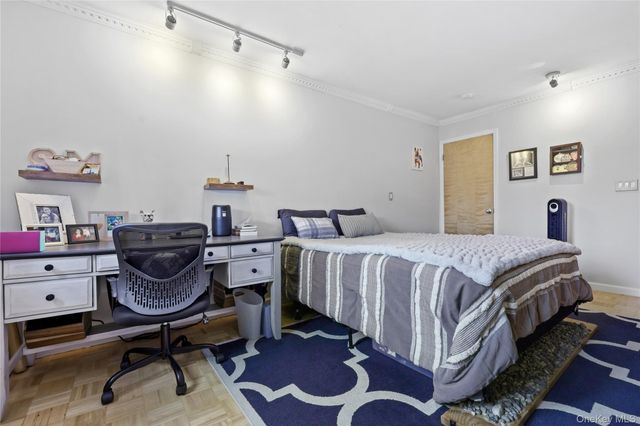 330 Central Avenue F3, Scarsdale, NY 10583