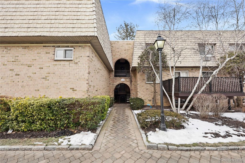 330 Central Avenue F3, Scarsdale, NY 10583