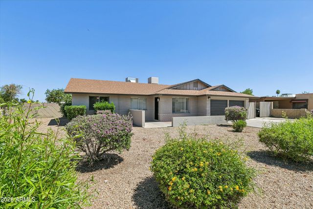 3020 W HARTFORD Drive, Phoenix, AZ 85053