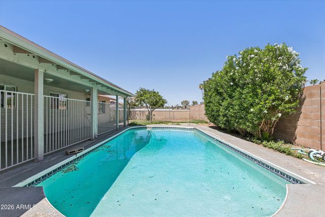 3020 W HARTFORD Drive, Phoenix, AZ 85053