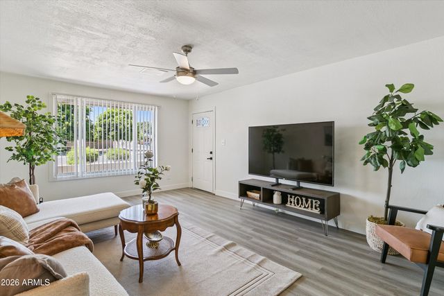 3020 W HARTFORD Drive, Phoenix, AZ 85053